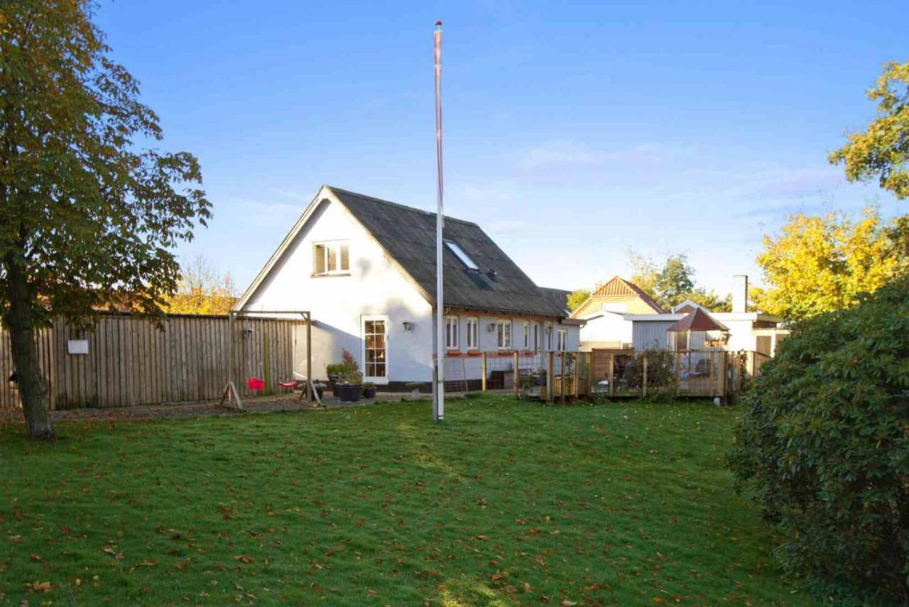 Hus I Landsby Villa Ringkobing Exterior photo